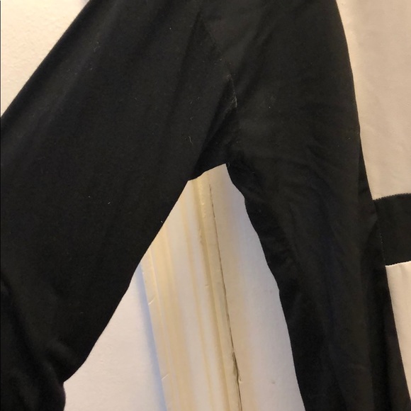 Color Block Top - Picture 3 of 6